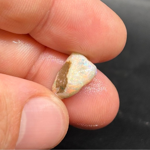 Wonderful Parcel of Rough Opals From Lambina Australia Full Of Different Colors - Picture 7 of 16